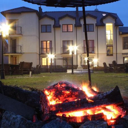 Hotel Orw Magnat Zieleniewo  Exteriér fotografie