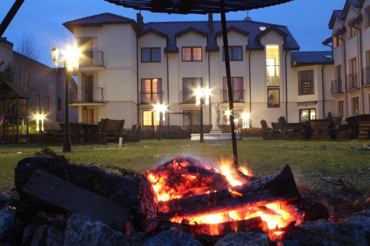 Hotel Orw Magnat Zieleniewo  Exteriér fotografie